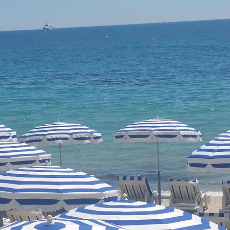 Domaine Flore Voilier Апартаменты Жуан-ле-Пен